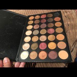 Morphs 35F Eyeshadow Palette
